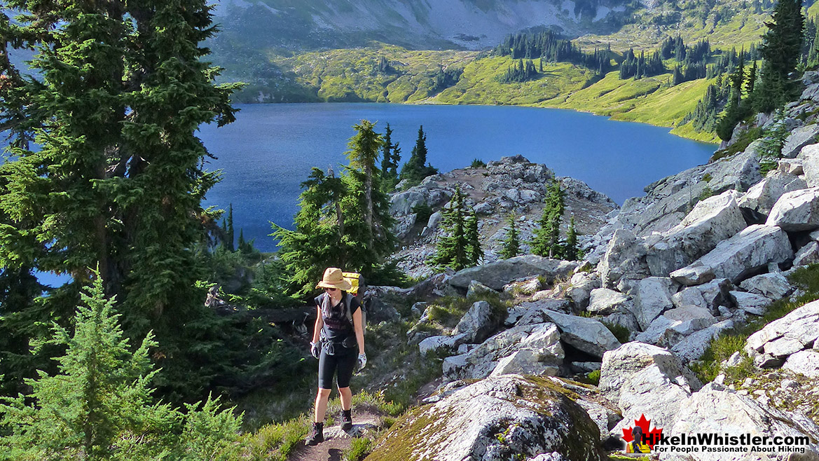 Cirque Lake Trail